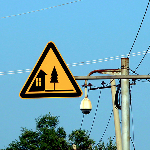Boggart crossing warning sign